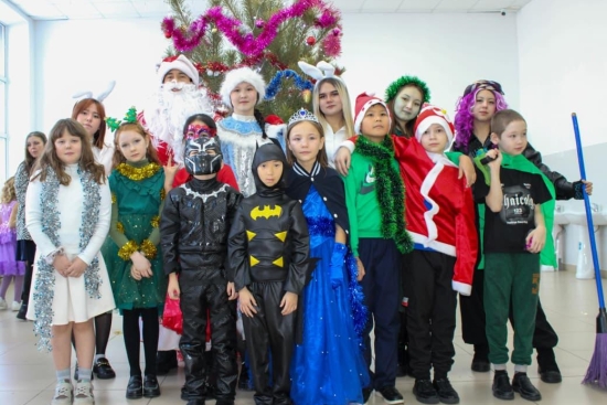 Новогодние утренники и вечера в Михайловской ООШ